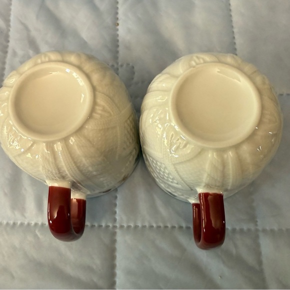 4/Festive Christmas Sweater Red Embossed Ceramic Mugs Red Handle - Picture 5 of 7